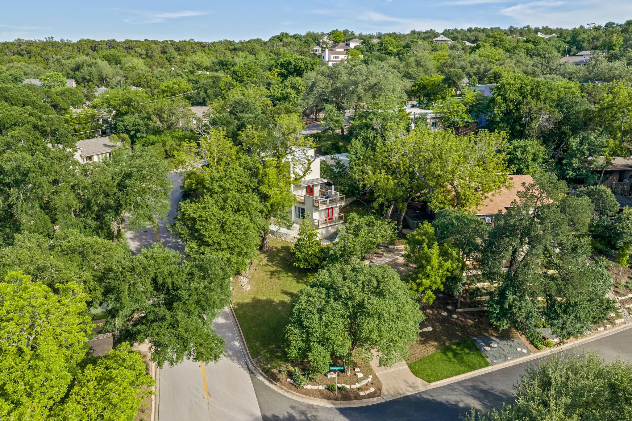 5932 Highland Hills Dr, Austin, TX 78731