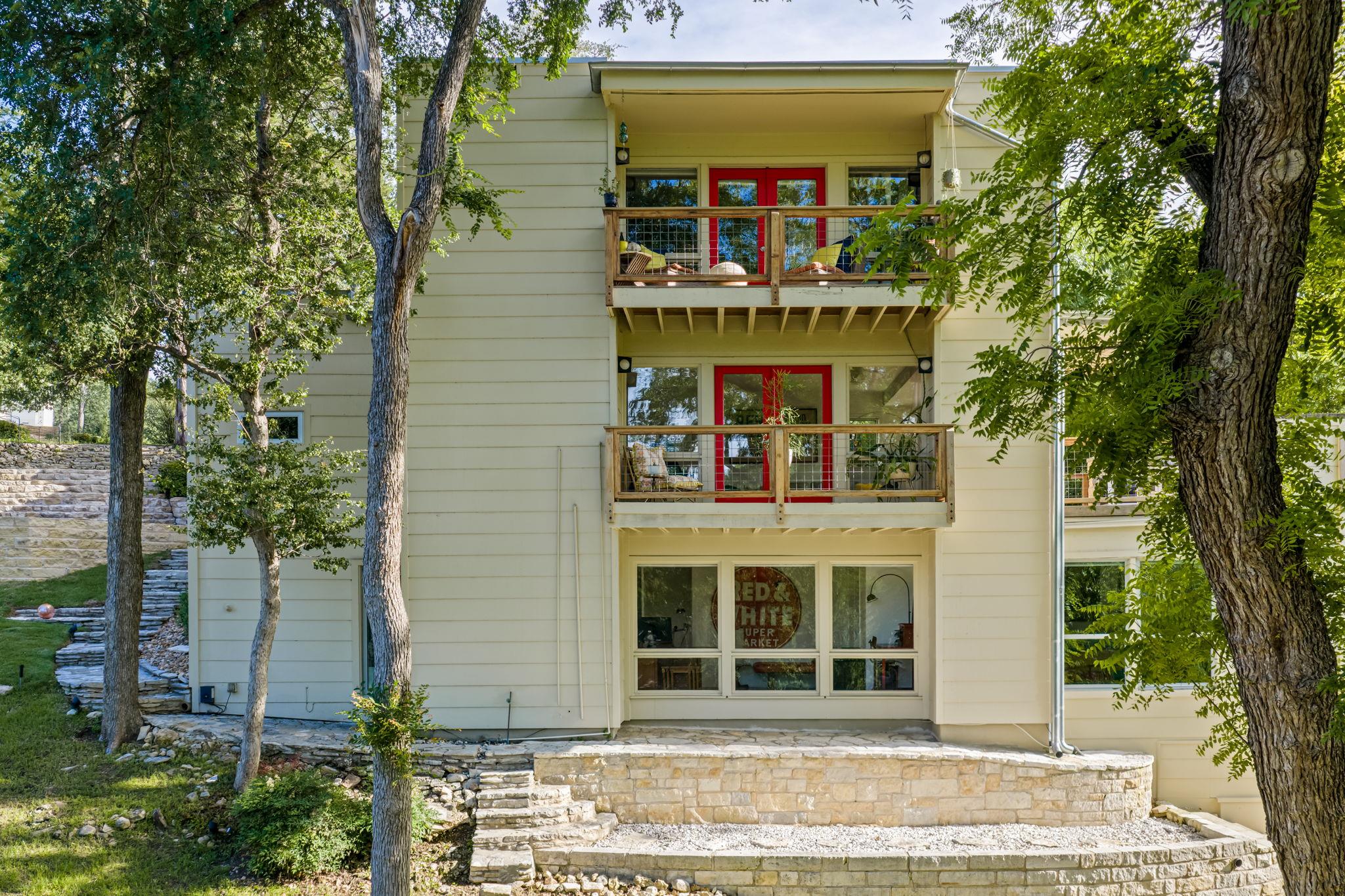 5932 Highland Hills Dr, Austin, TX 78731