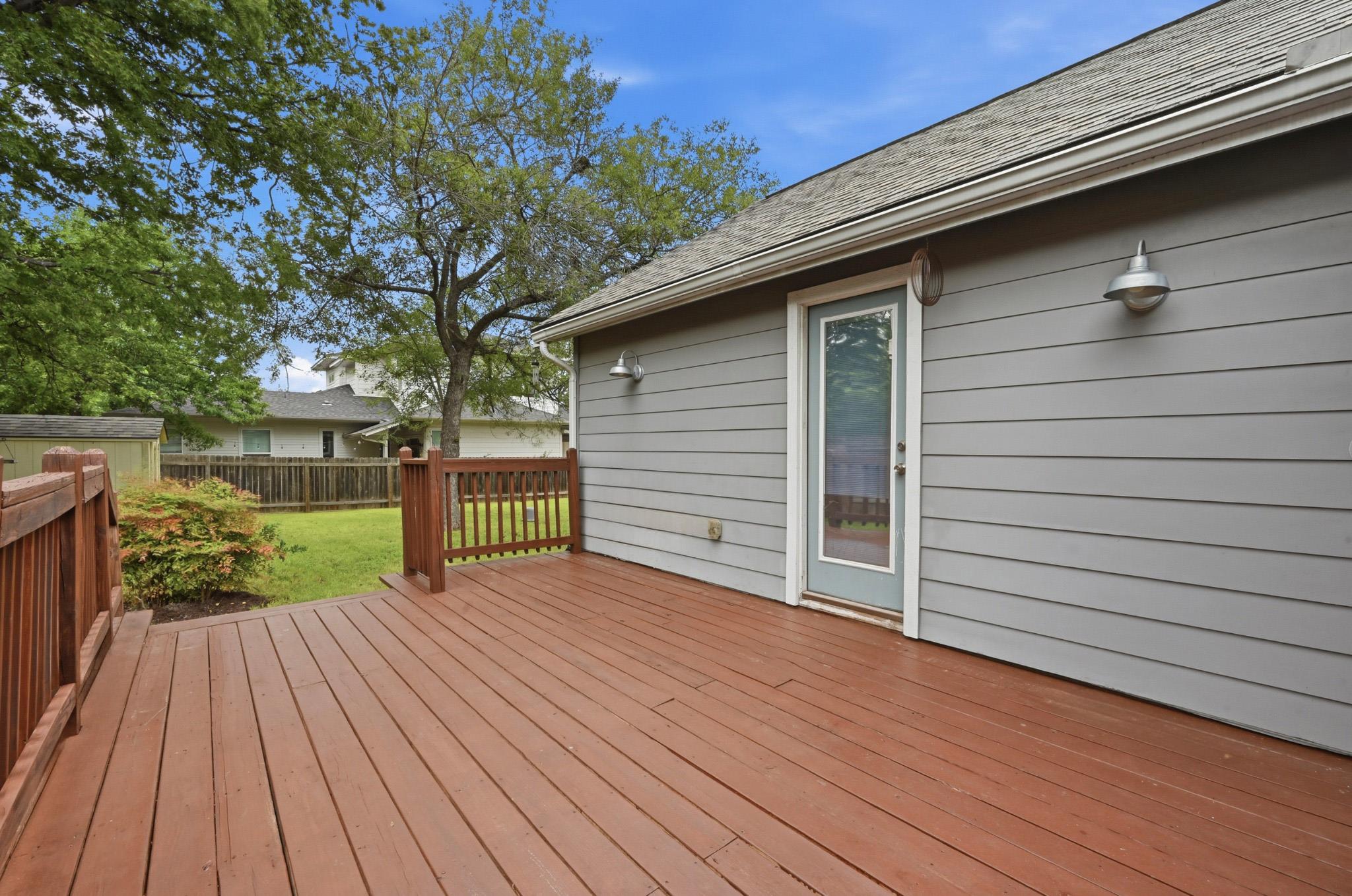 910 E 54th St, Austin, TX 78751