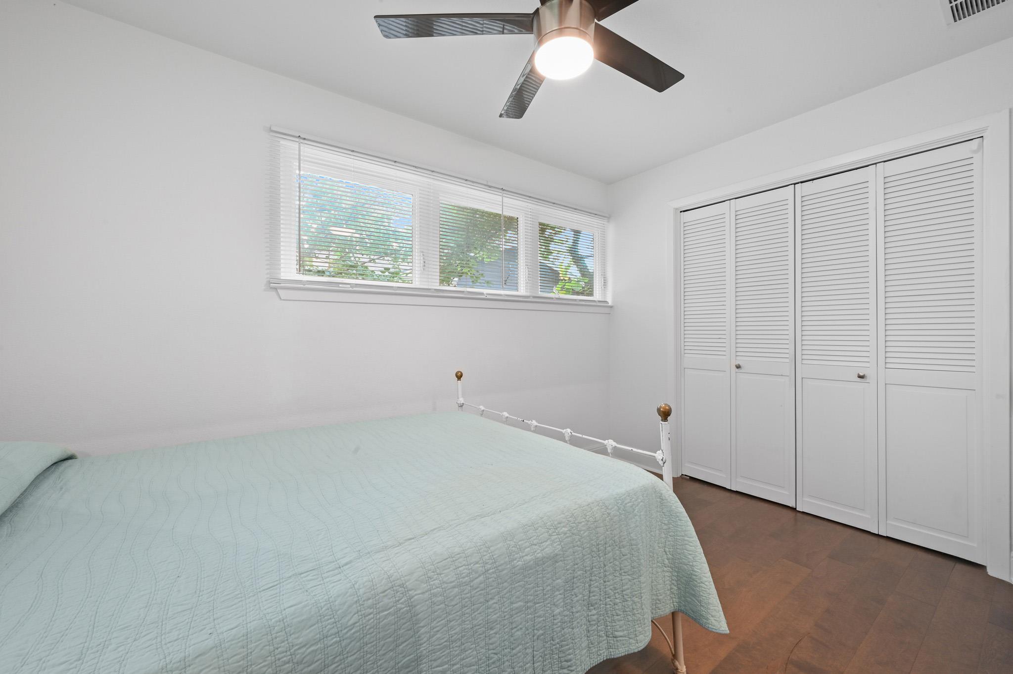910 E 54th St, Austin, TX 78751