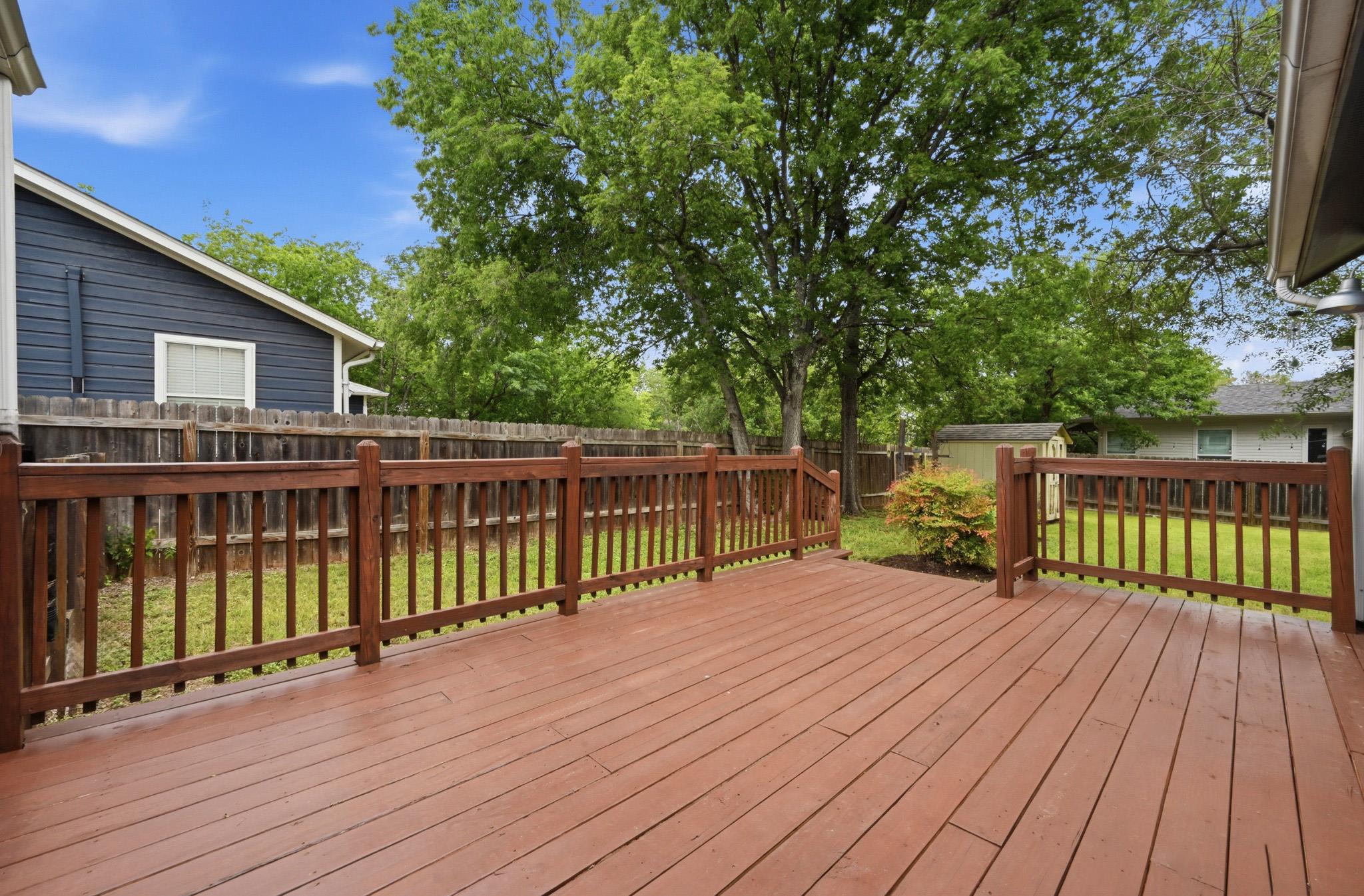 910 E 54th St, Austin, TX 78751