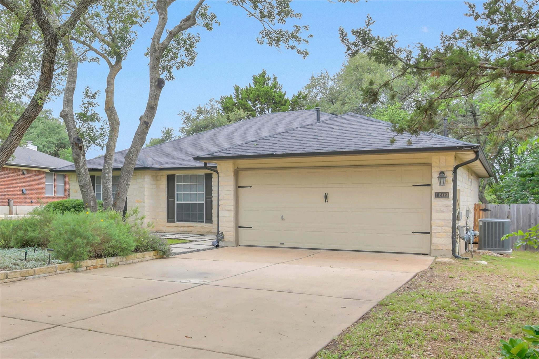 1209 Machado Rd, Cedar Park, TX 78613