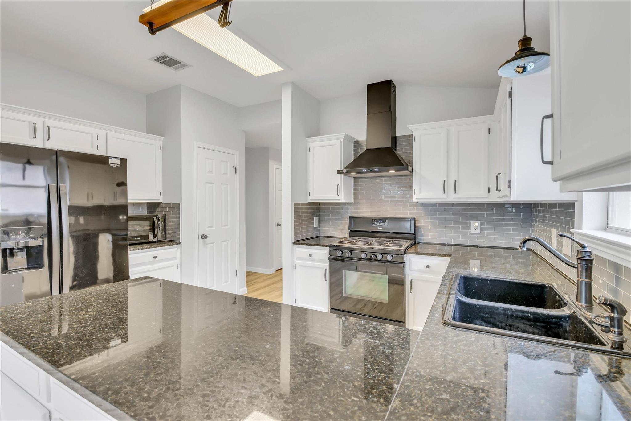 1209 Machado Rd, Cedar Park, TX 78613