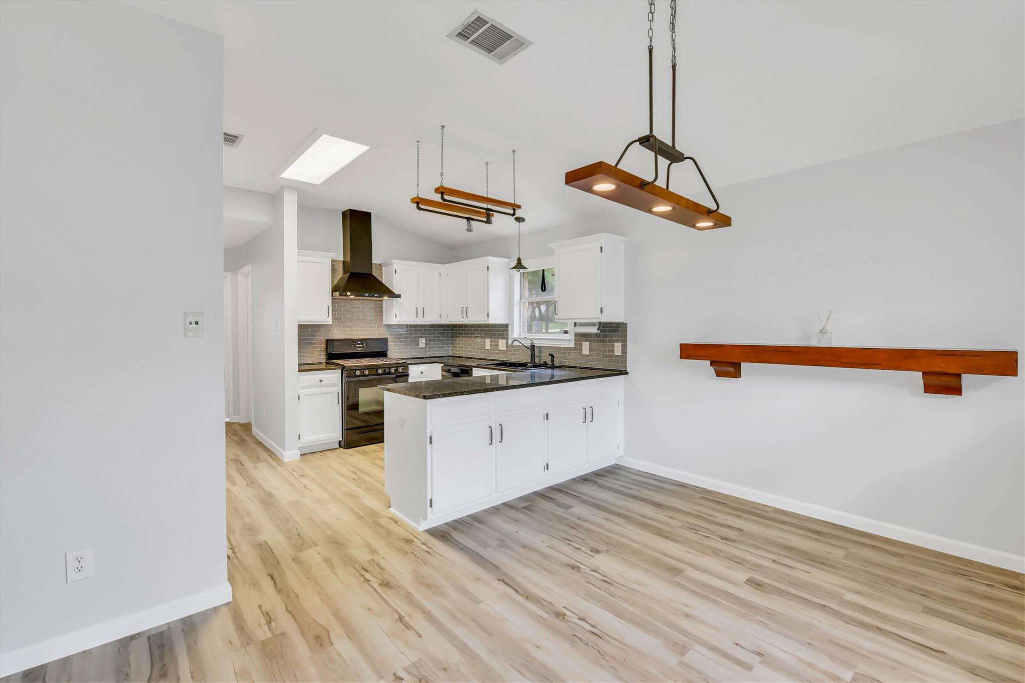 1209 Machado Rd, Cedar Park, TX 78613