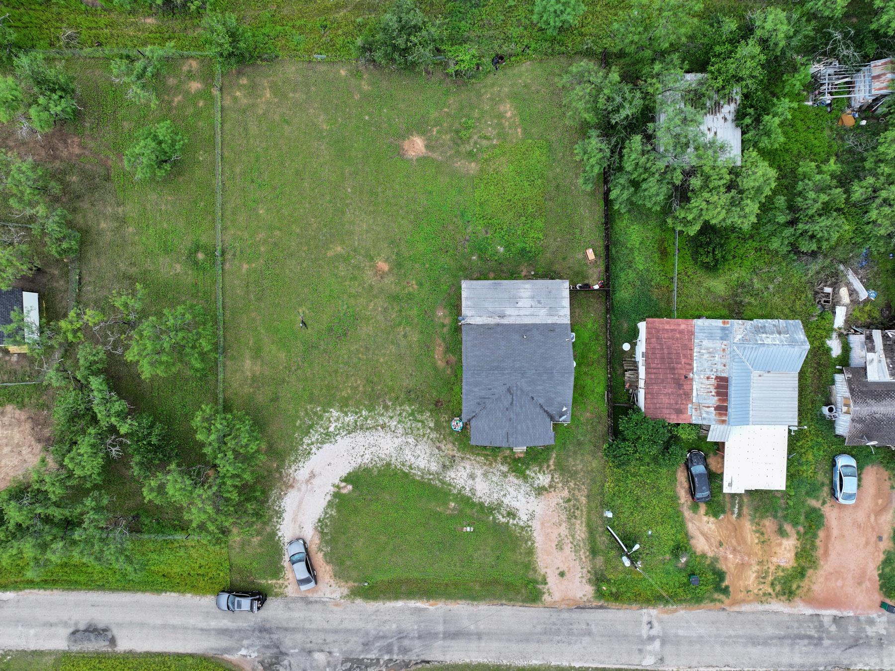 3851 Hermosa Dr, Kingsland, TX 78639