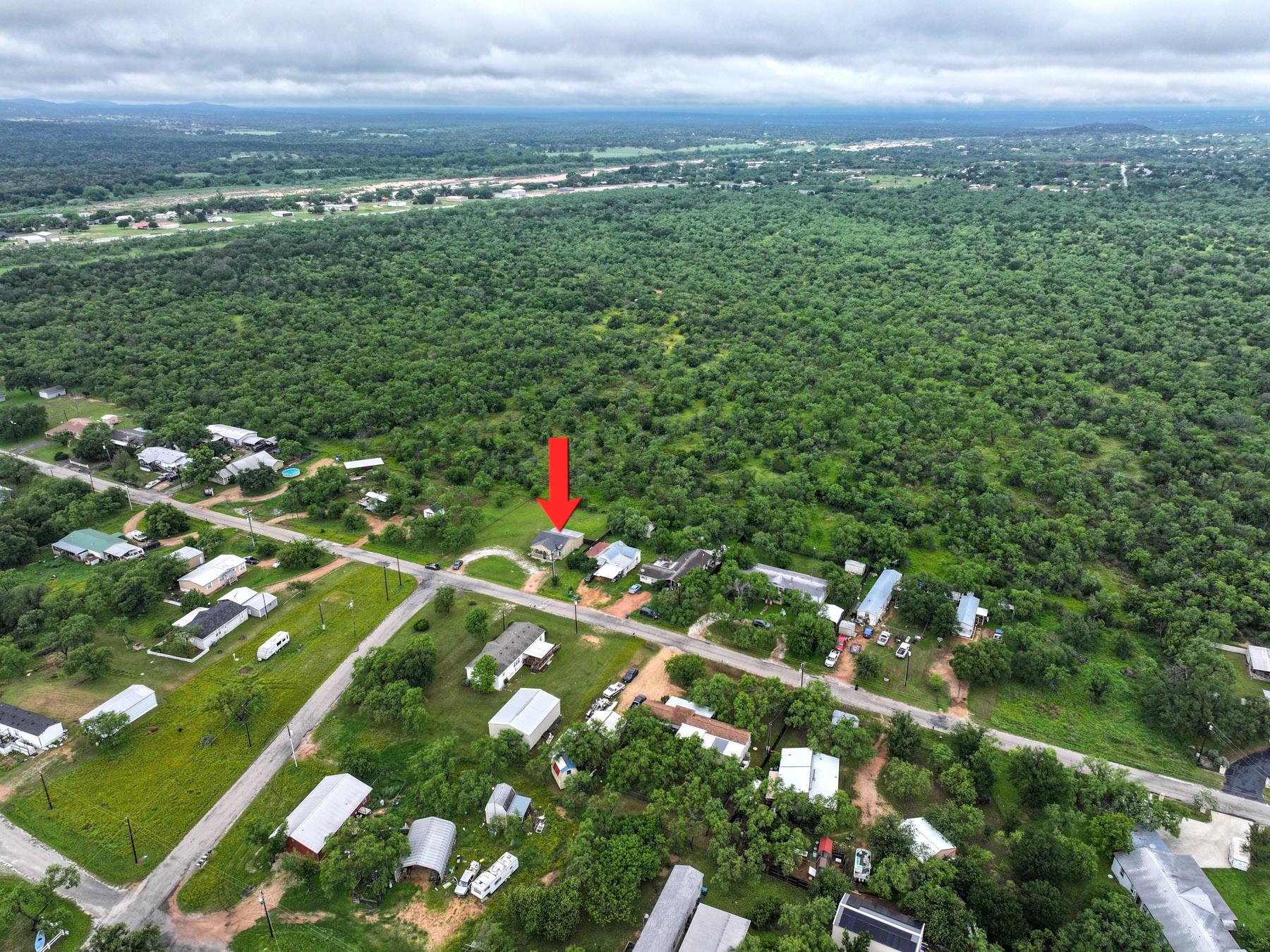 3851 Hermosa Dr, Kingsland, TX 78639