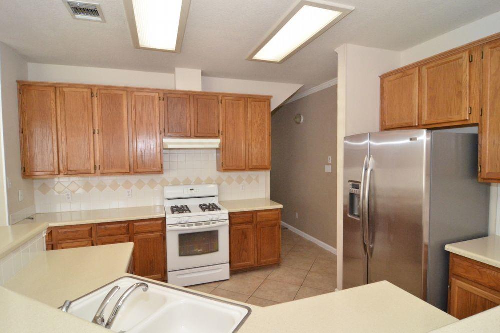 9405 Lightwood Loop, Austin, TX 78748