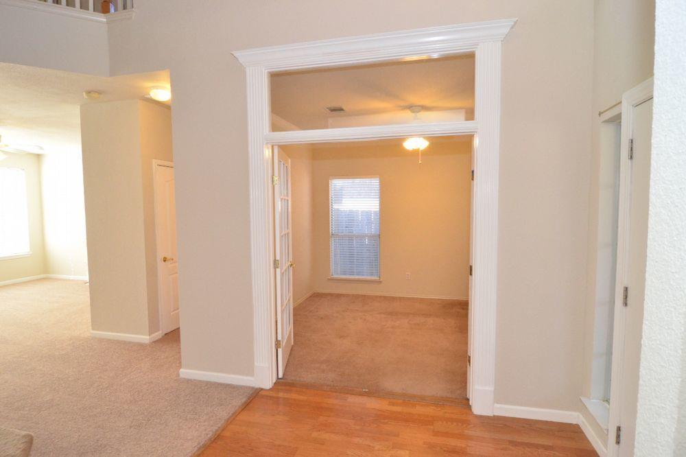 9405 Lightwood Loop, Austin, TX 78748
