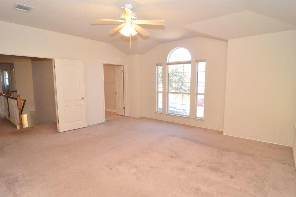 9405 Lightwood Loop, Austin, TX 78748