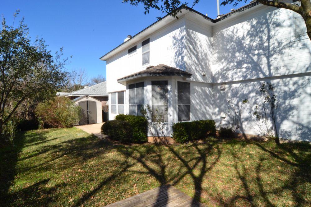 9405 Lightwood Loop, Austin, TX 78748