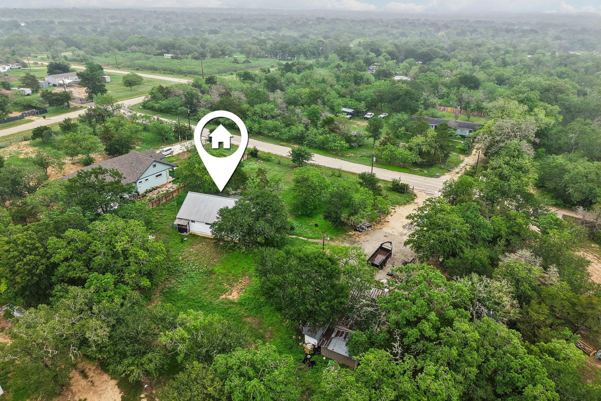 116 Hart Ln, Cedar Creek, TX 78612