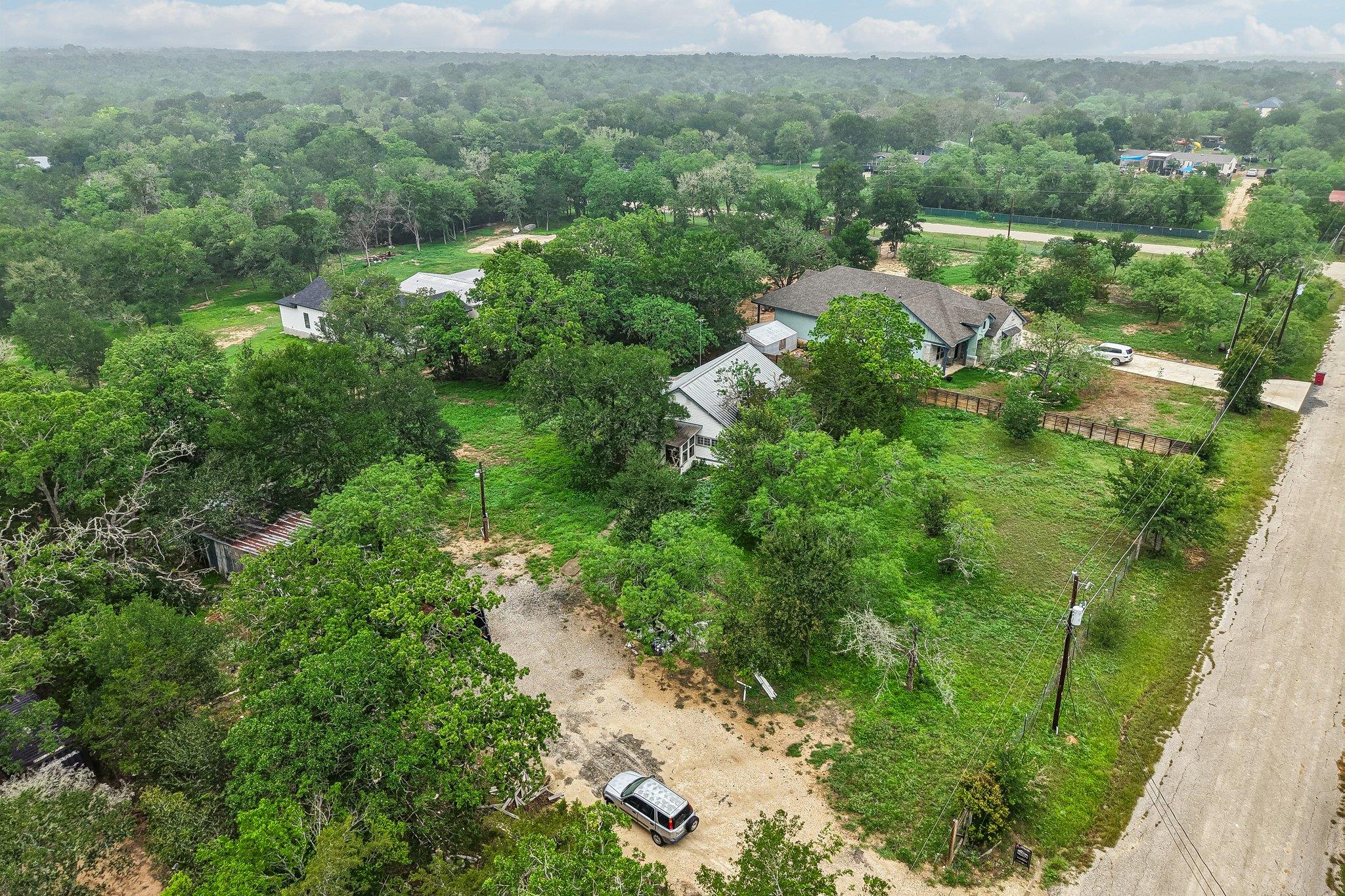116 Hart Ln, Cedar Creek, TX 78612