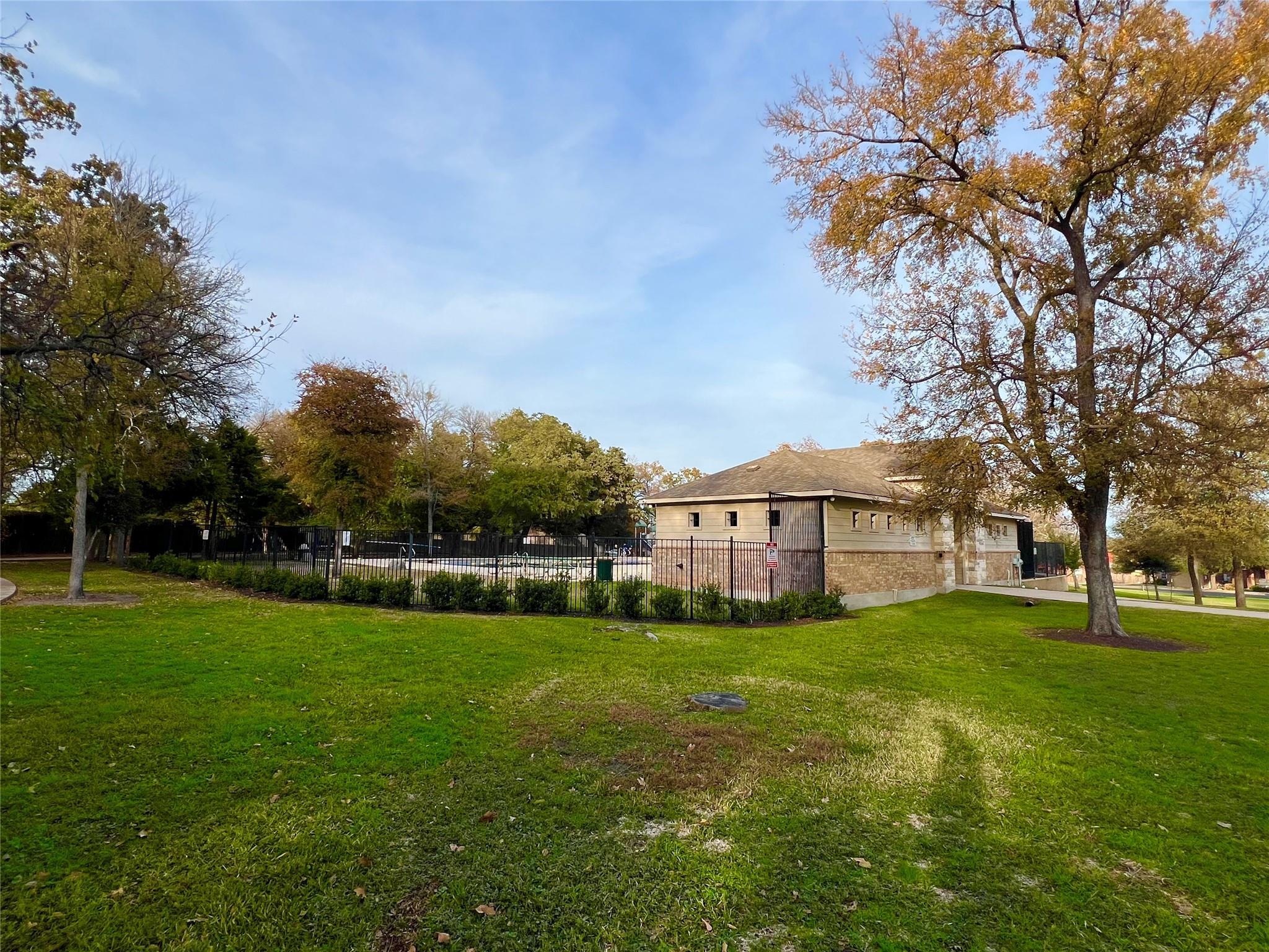 5717 Levenwood Ln, Austin, TX 78724