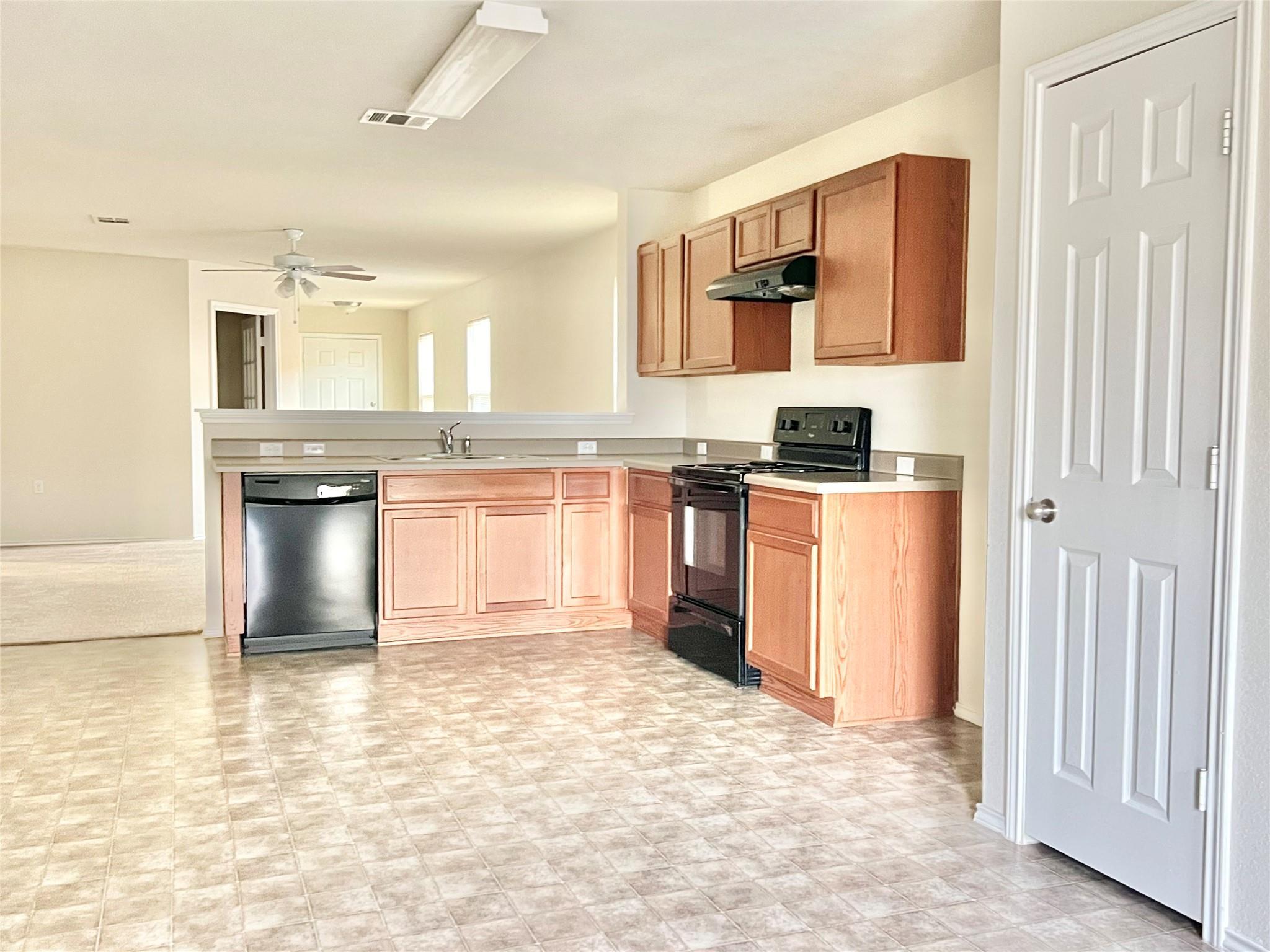 5717 Levenwood Ln, Austin, TX 78724