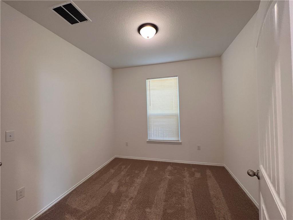 6409 Wagon Spring St, Del Valle, TX 78617