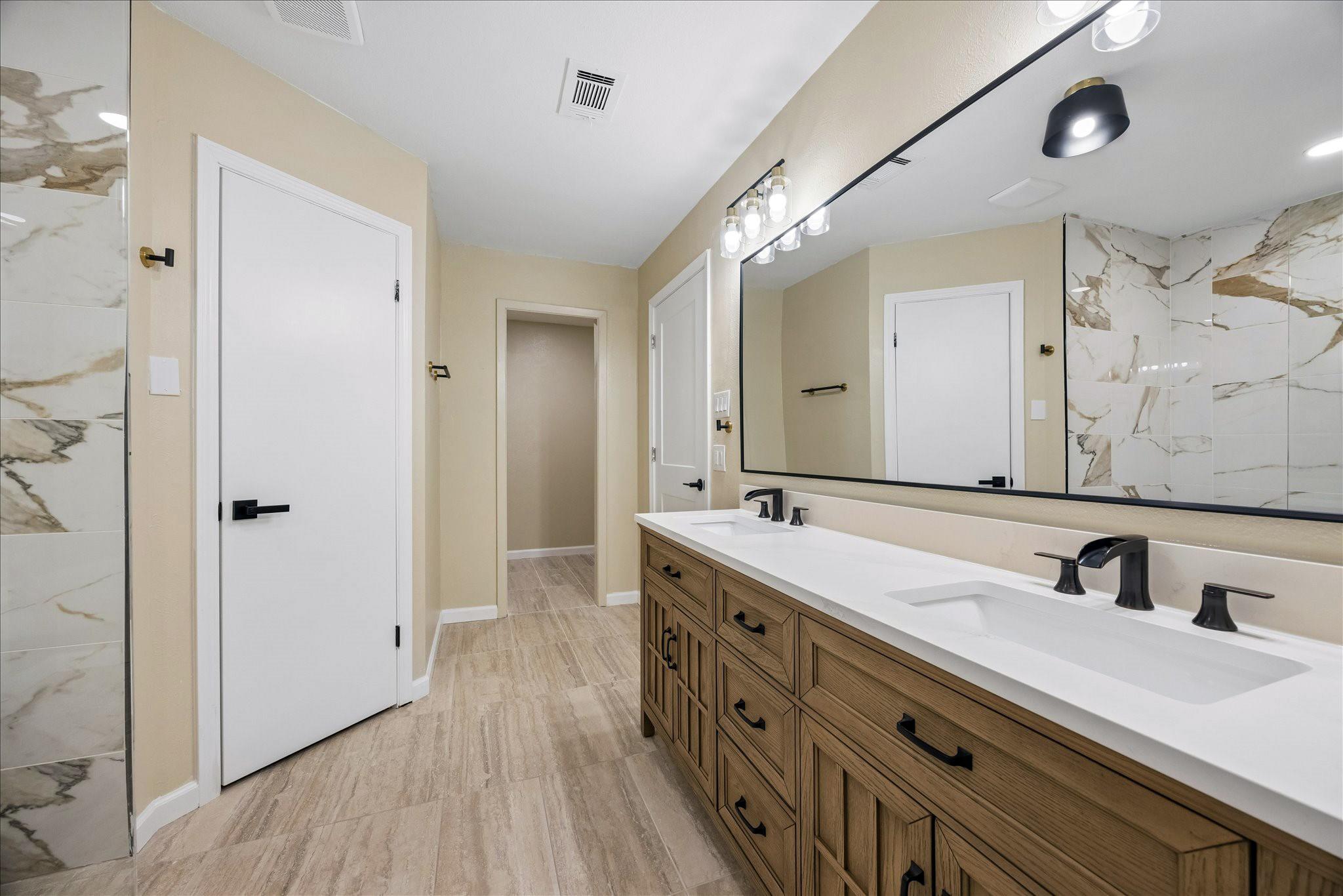 50 Palmer Ln, Wimberley, TX 78676