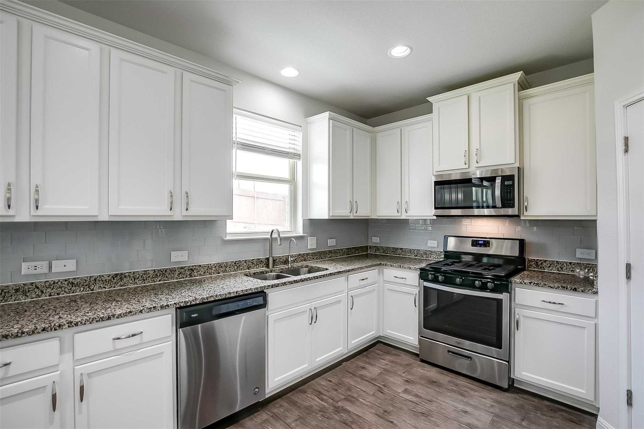 100 Earl Keen St, Leander, TX 78641