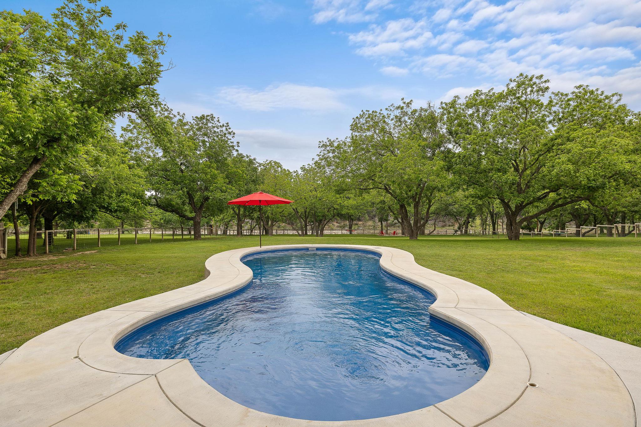 1007 S Gabriel Dr, Leander, TX 78641