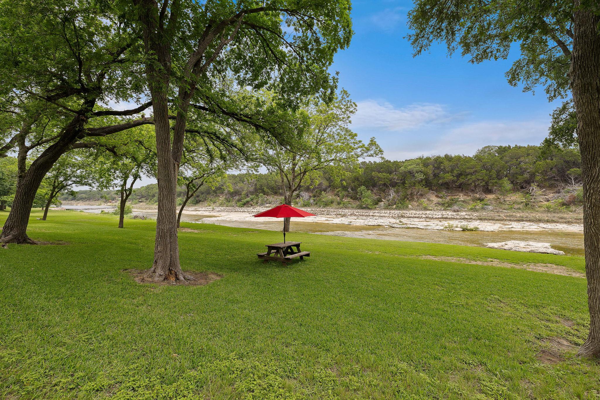 1007 S Gabriel Dr, Leander, TX 78641