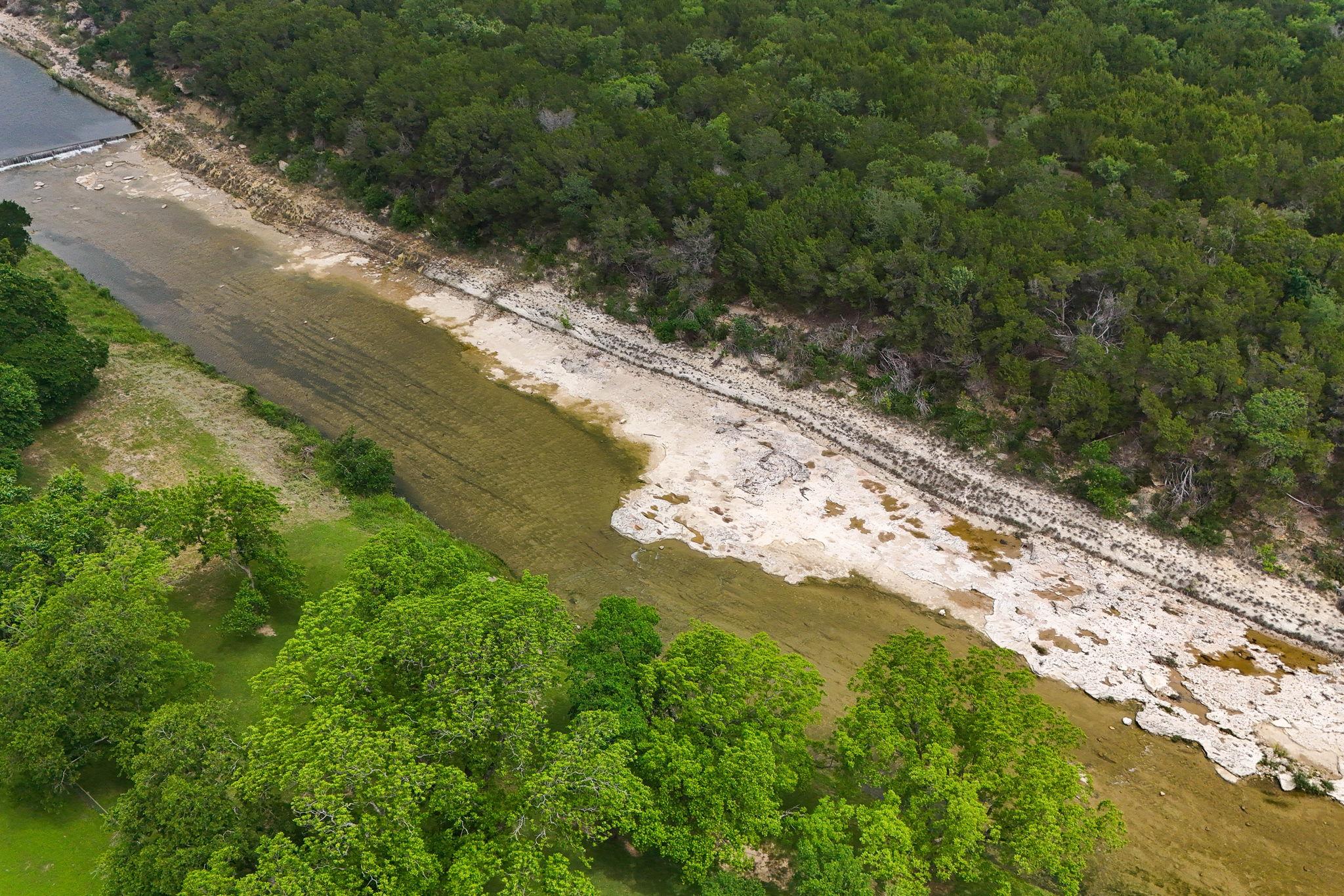 1007 S Gabriel Dr, Leander, TX 78641