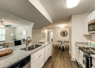 901 Fm 517 Rd W # 207, Dickinson, TX 77539