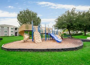 901 Fm 517 Rd W # 207, Dickinson, TX 77539