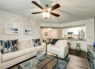 901 Fm 517 Rd W # 207, Dickinson, TX 77539