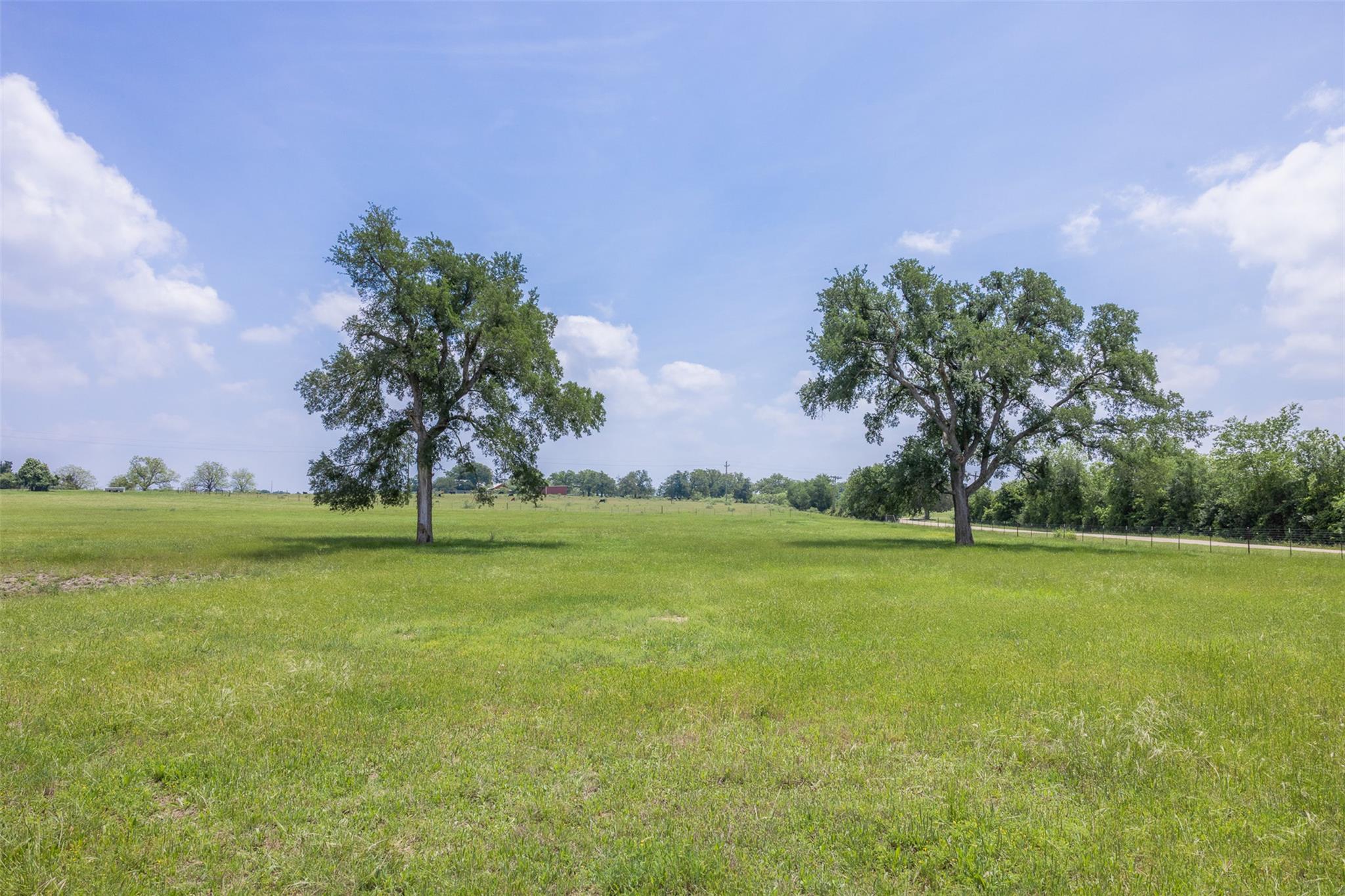 1016 County Road 306, Rockdale, TX 76567