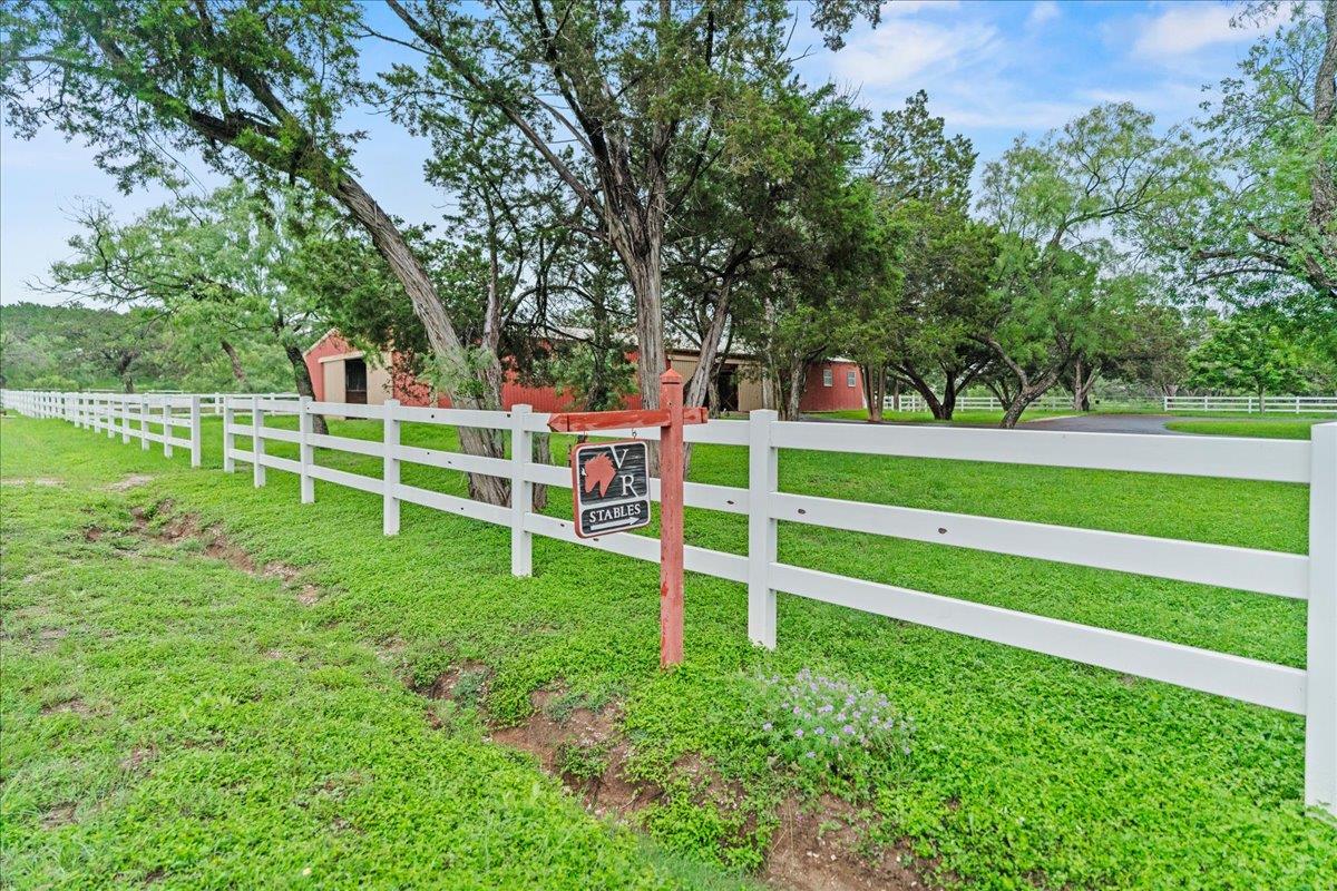 1401 Avenida Serena, Marble Falls, TX 78654