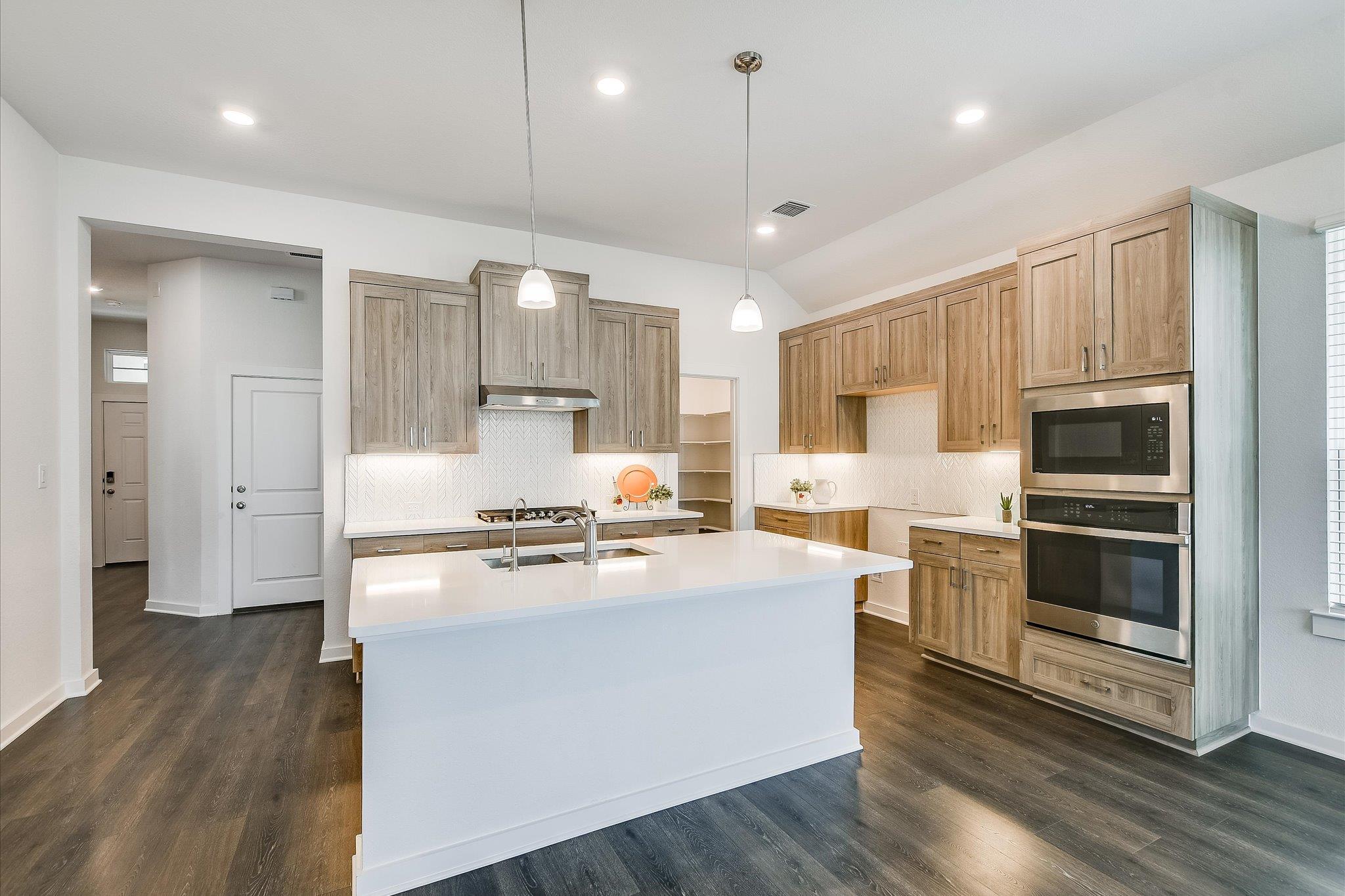 205 Wingstem Way, Georgetown, TX 78633