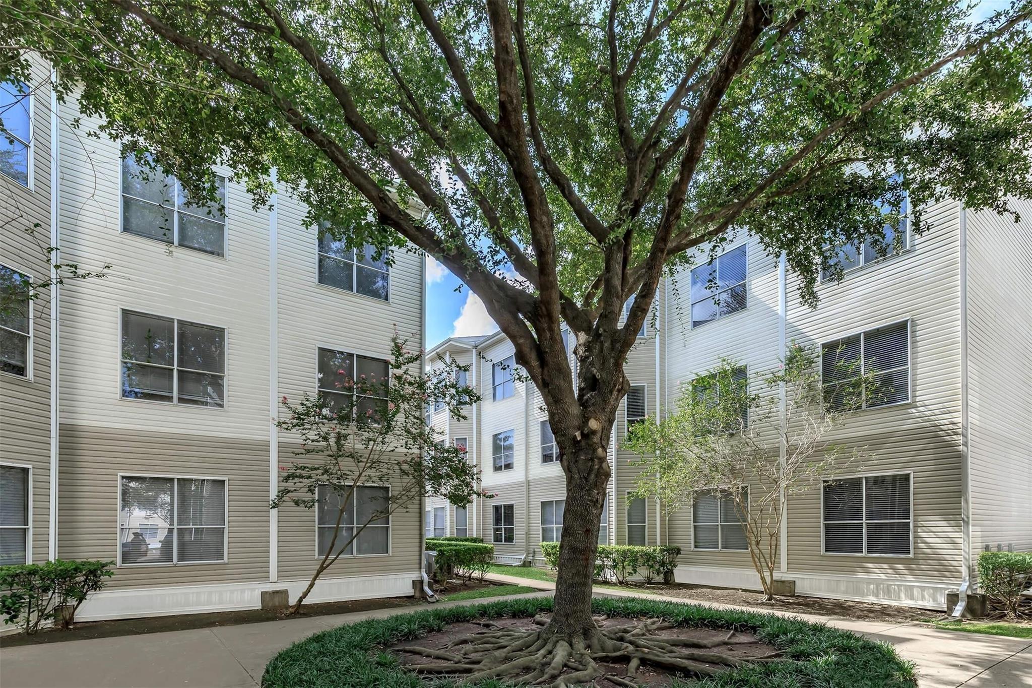 7120/7011 Village Way # 332, Houston, TX 77087