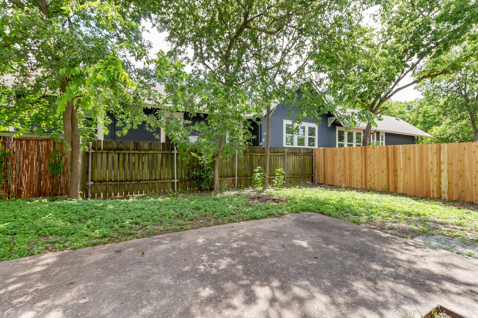 913 E 53rd 1/2 St # B, Austin, TX 78751