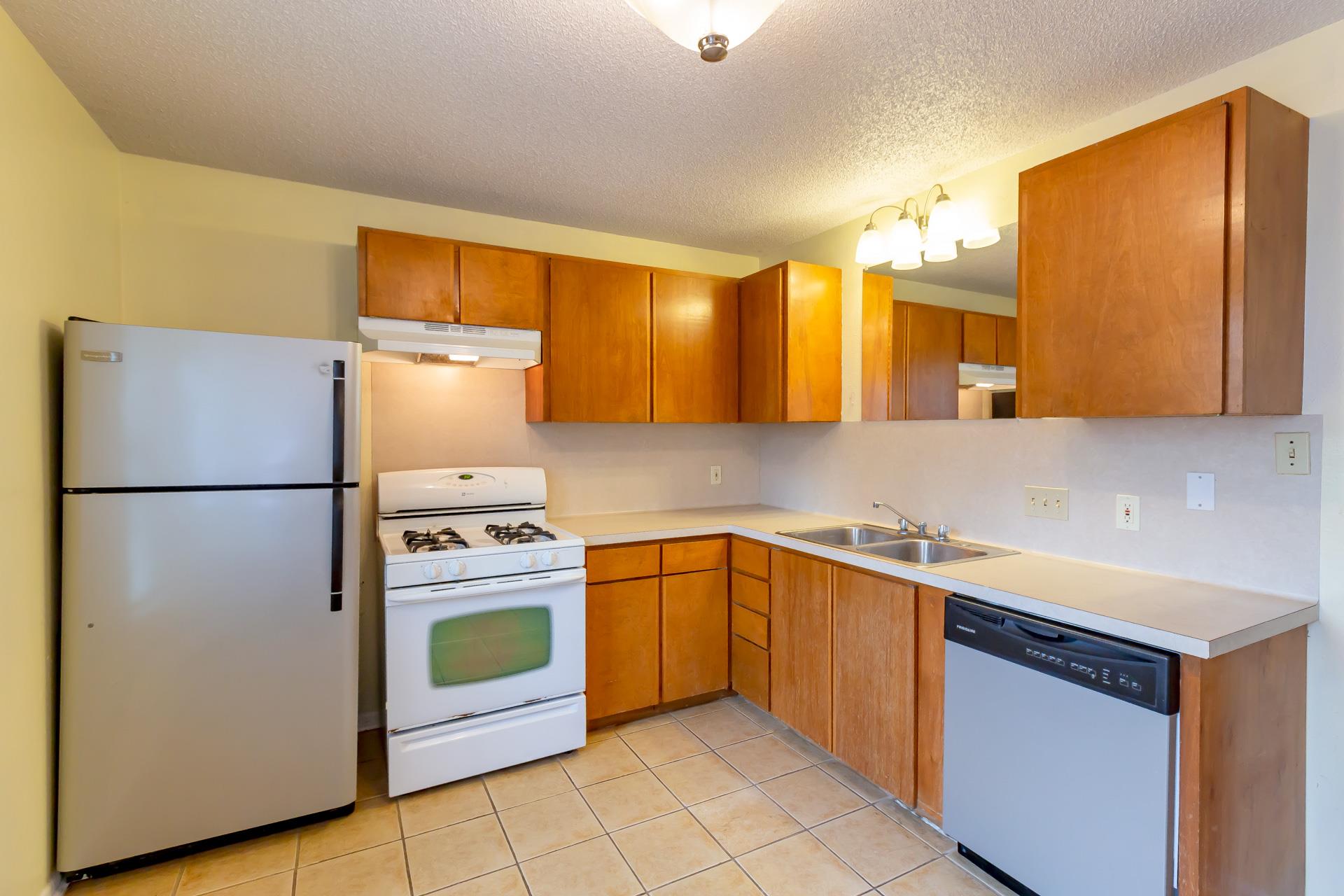 913 E 53rd 1/2 St # B, Austin, TX 78751