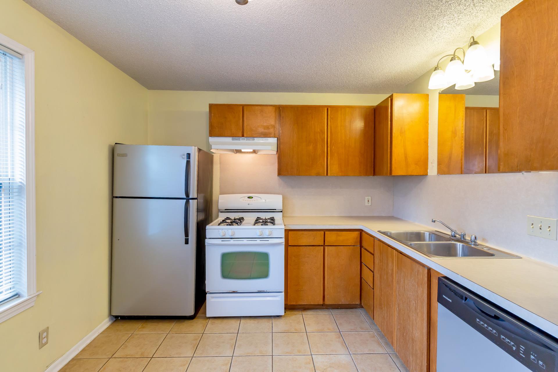 913 E 53rd 1/2 St # B, Austin, TX 78751