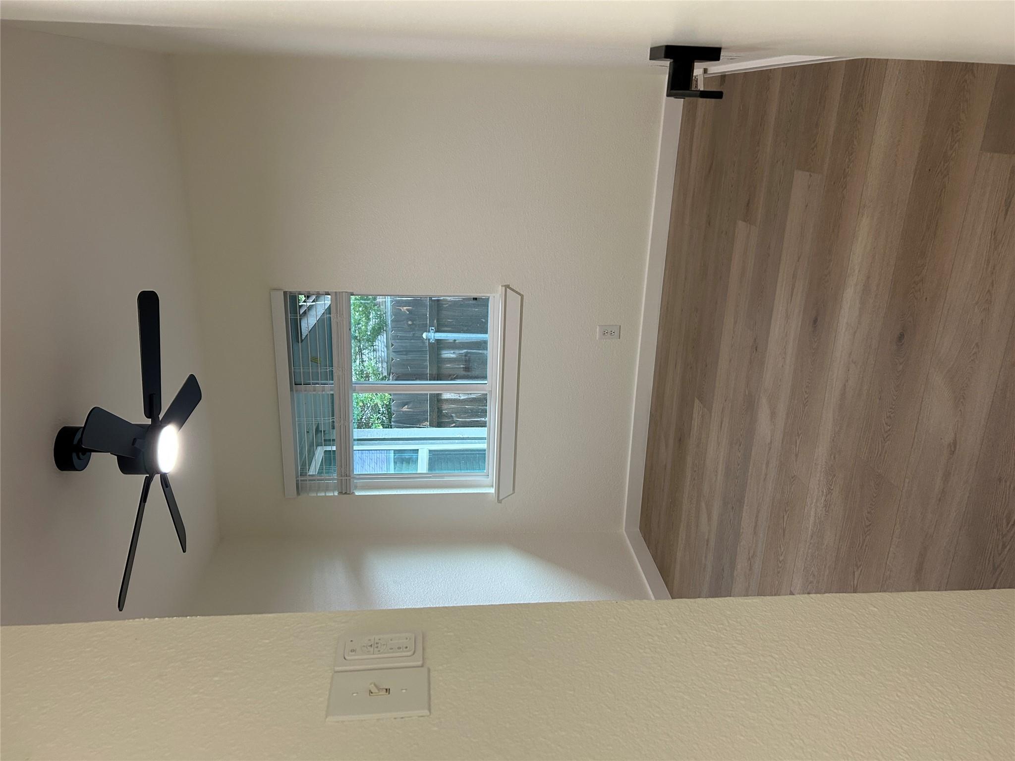 6502 S 1st St # 101, Austin, TX 78745