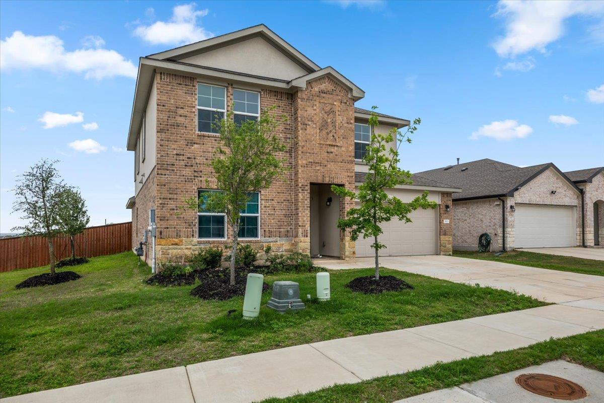 2613 INDIAN CLOVER Trl, Leander, TX 78641