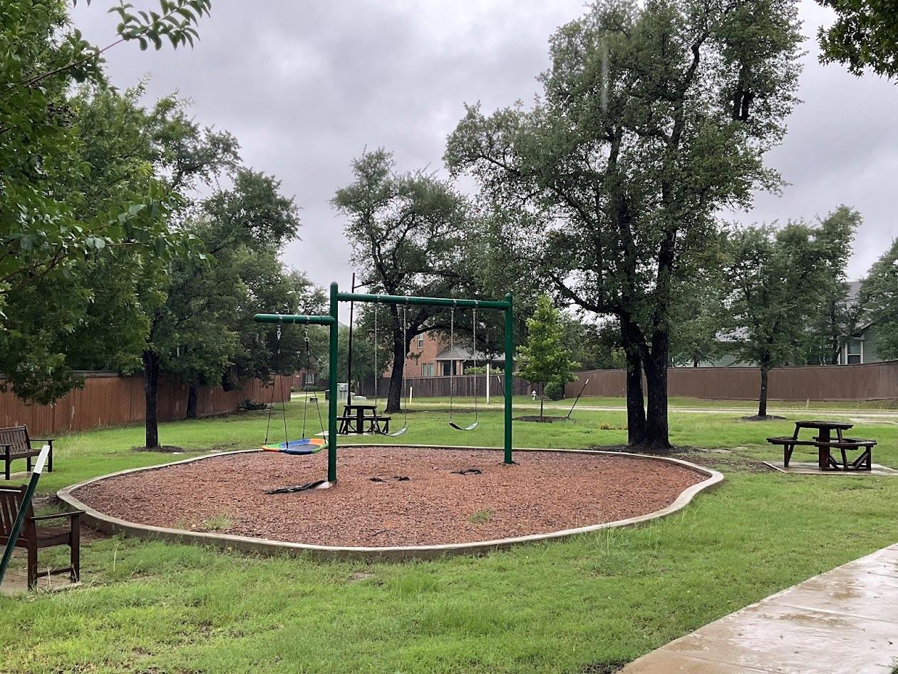 624 Golden Glory Rd, Leander, TX 78641