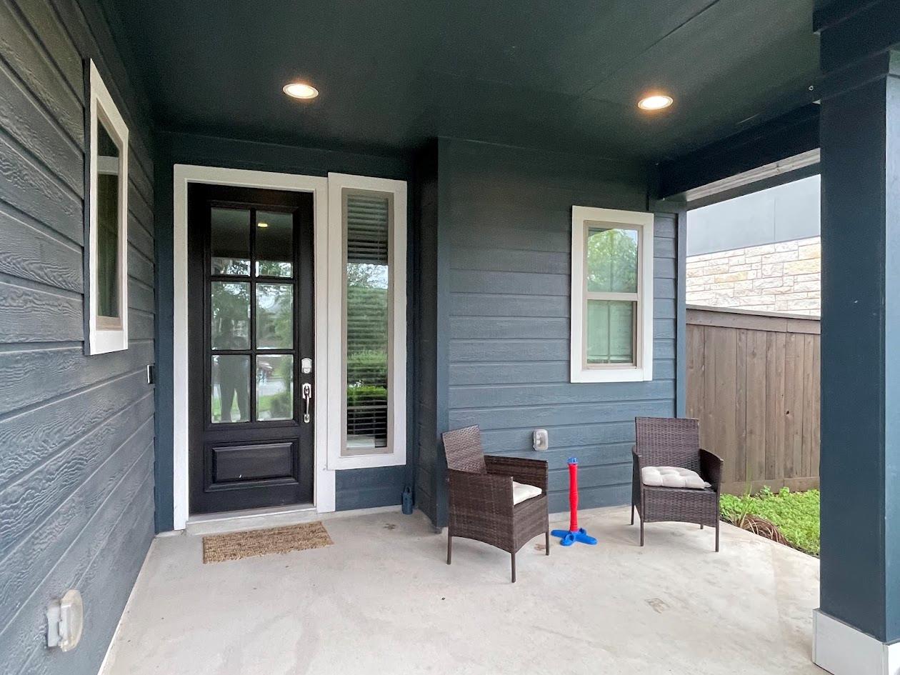 624 Golden Glory Rd, Leander, TX 78641