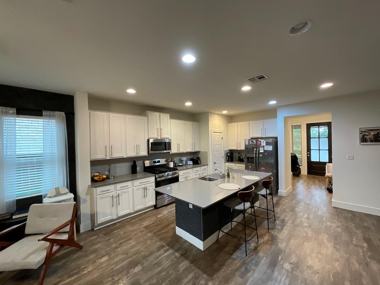 624 Golden Glory Rd, Leander, TX 78641