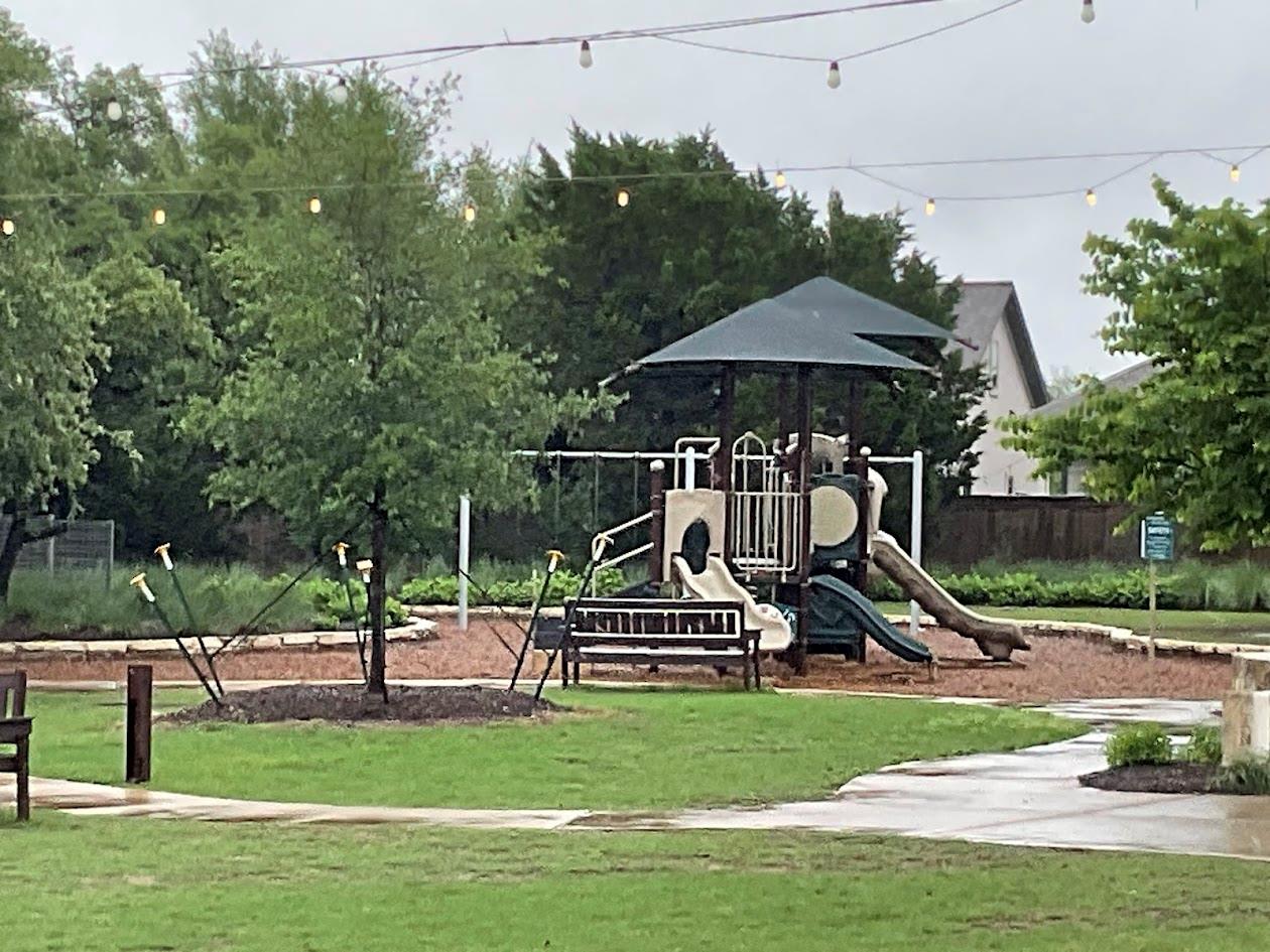 624 Golden Glory Rd, Leander, TX 78641