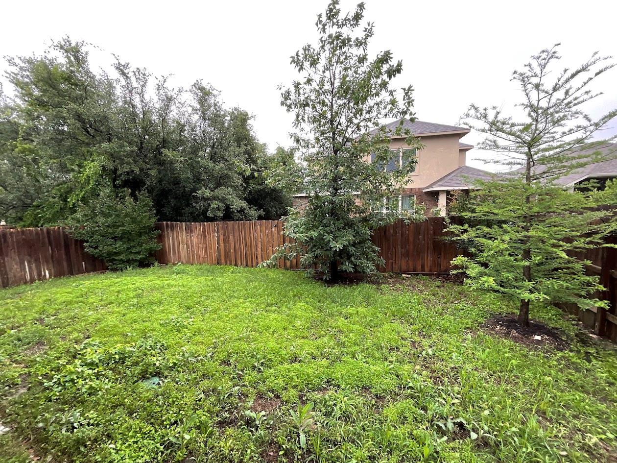 624 Golden Glory Rd, Leander, TX 78641