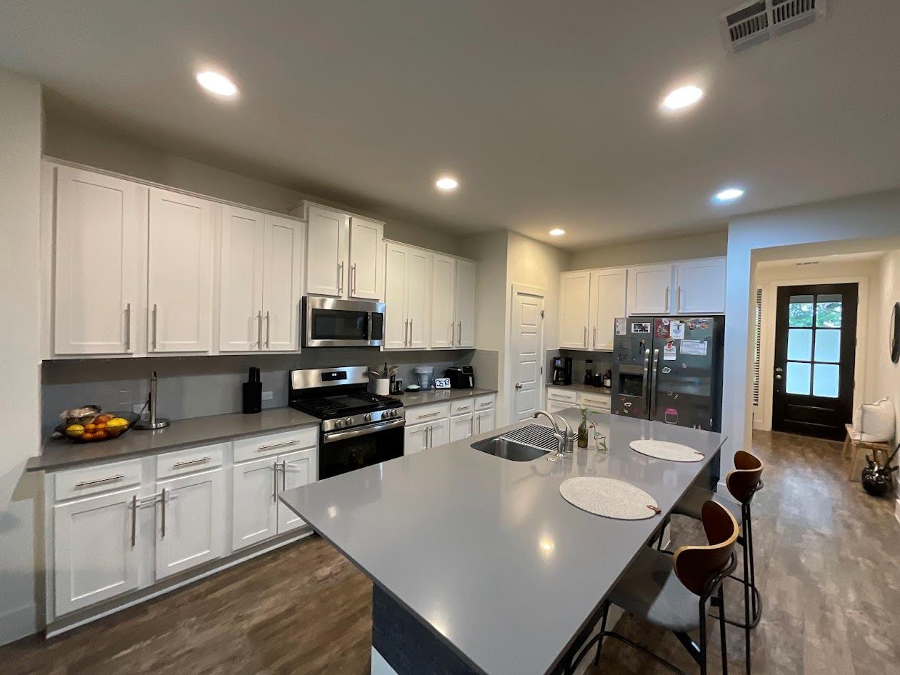 624 Golden Glory Rd, Leander, TX 78641
