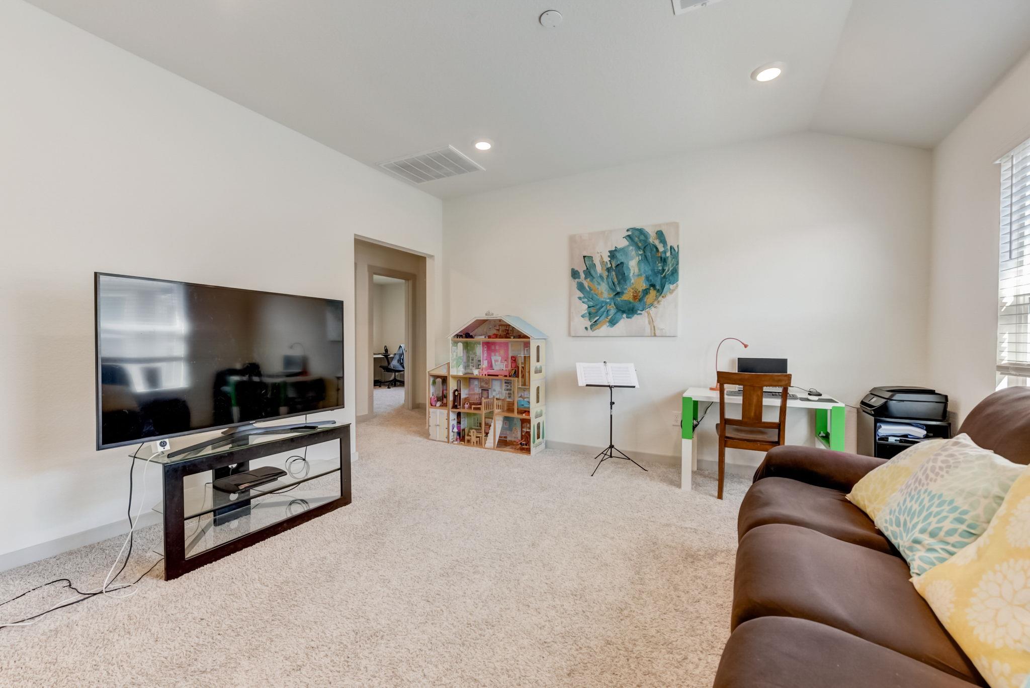109 Cupreata Ln, Leander, TX 78641