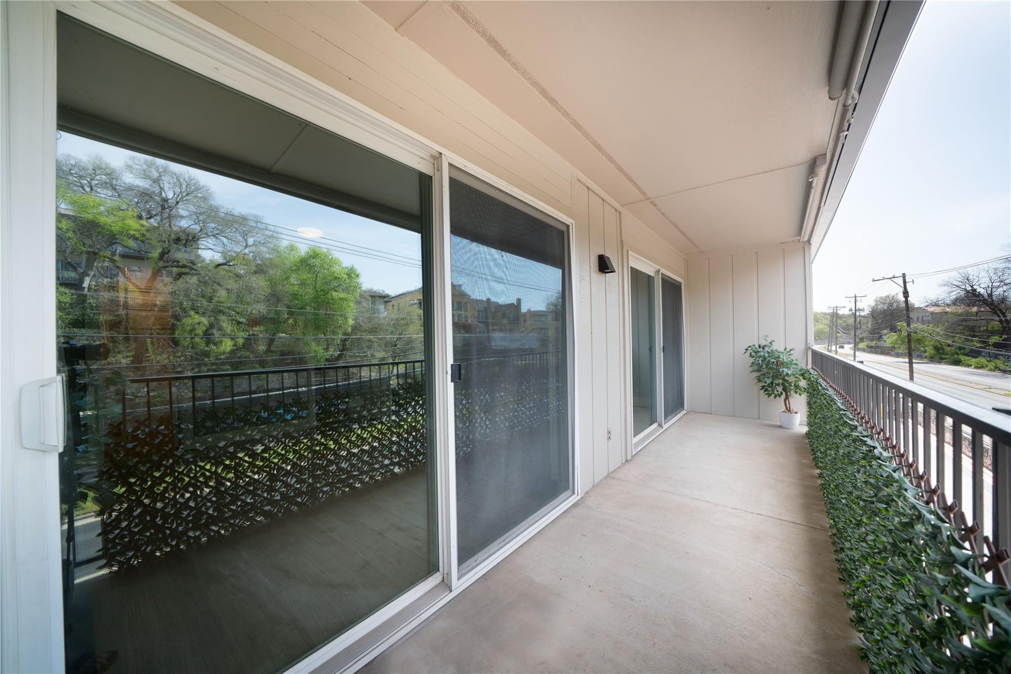 500 E Riverside Dr # 242, Austin, TX 78704