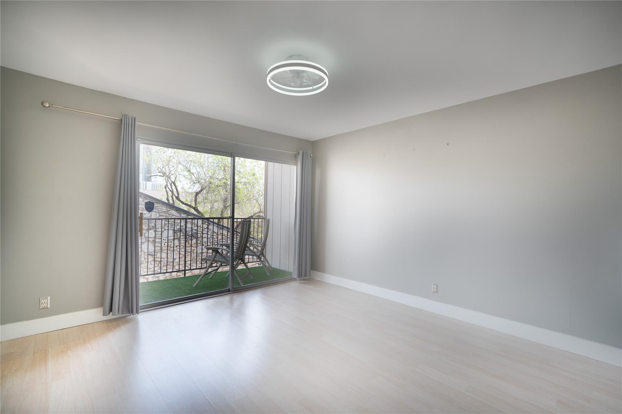 500 E Riverside Dr # 242, Austin, TX 78704