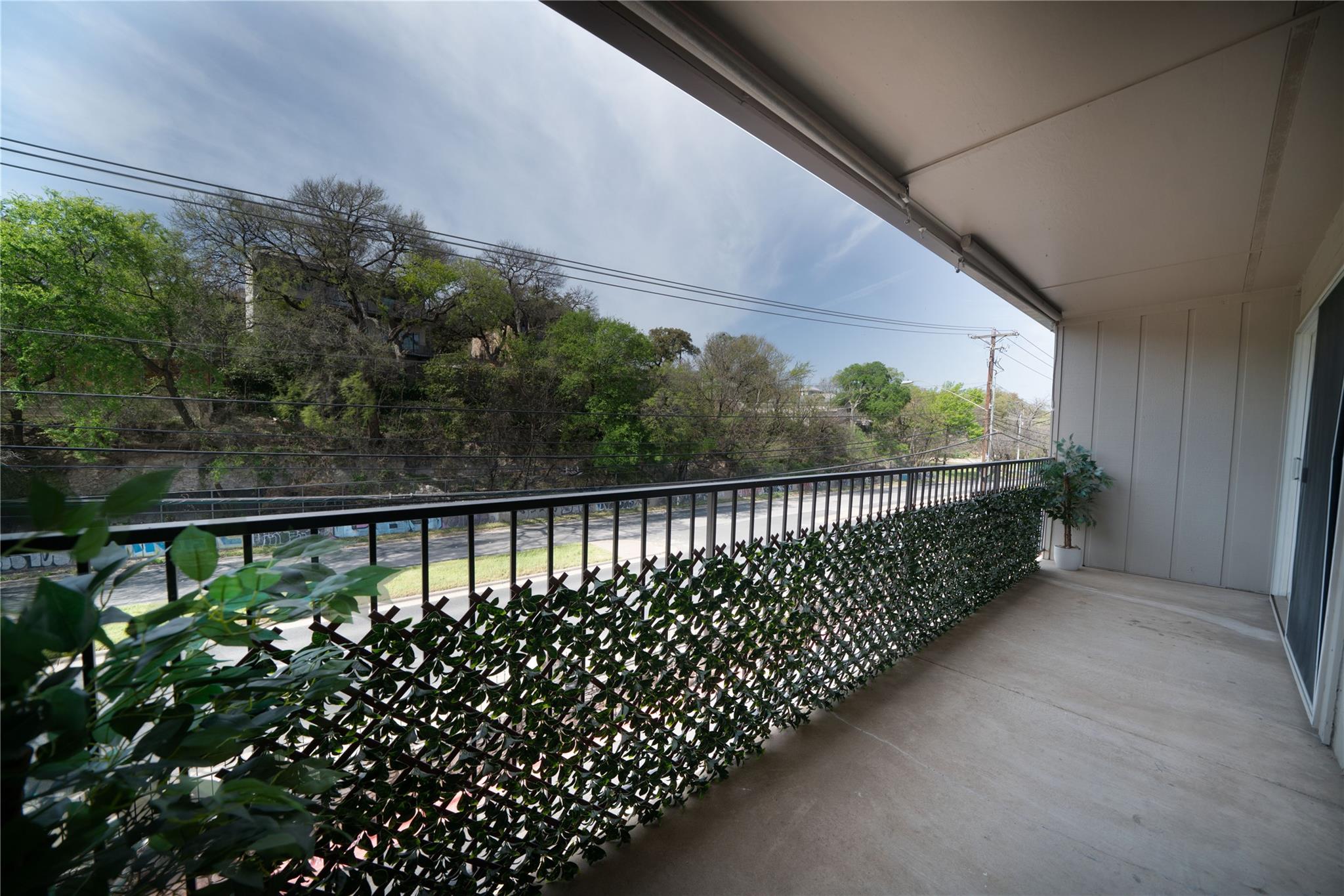 500 E Riverside Dr # 242, Austin, TX 78704