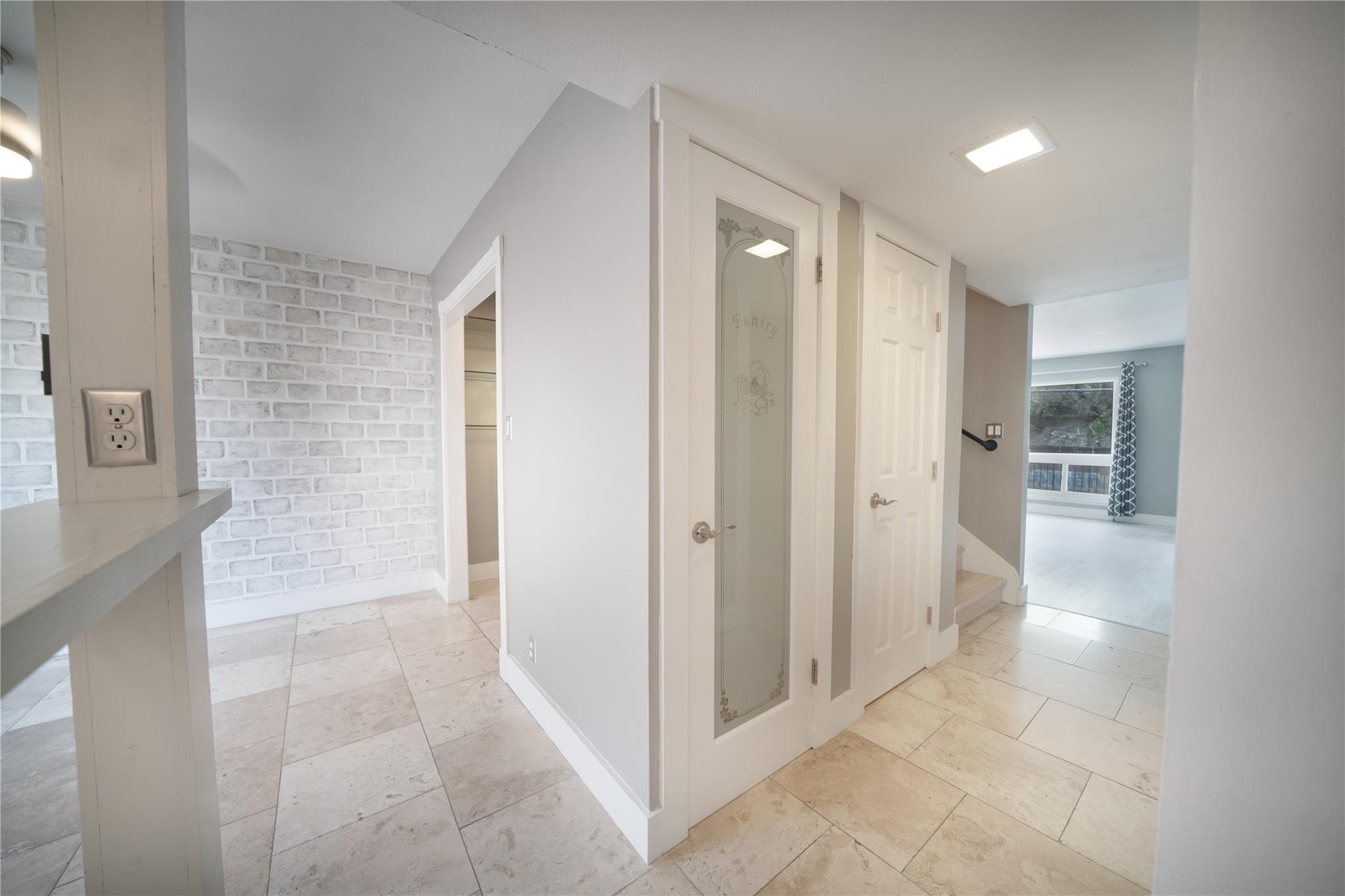 500 E Riverside Dr # 242, Austin, TX 78704