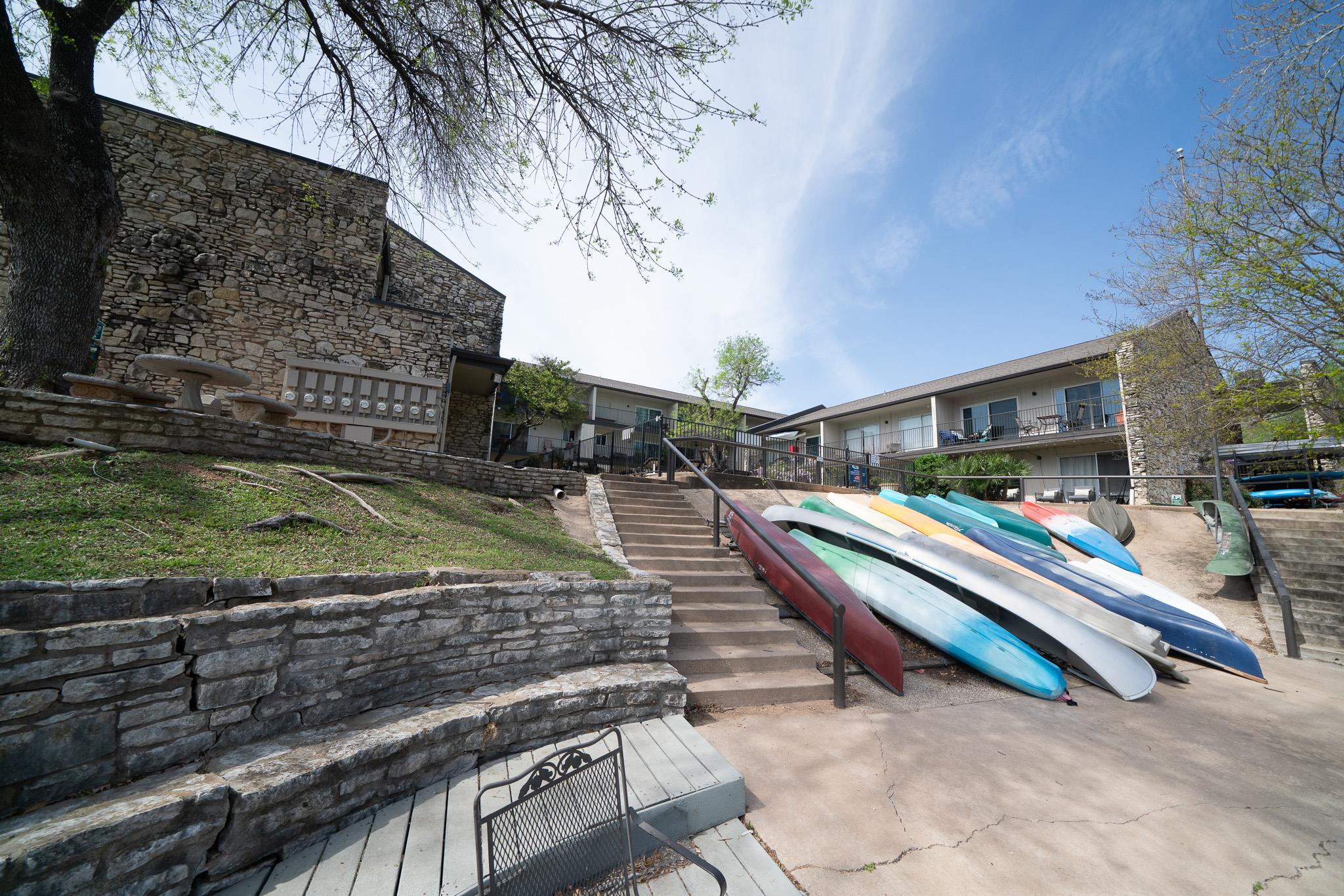 500 E Riverside Dr # 242, Austin, TX 78704