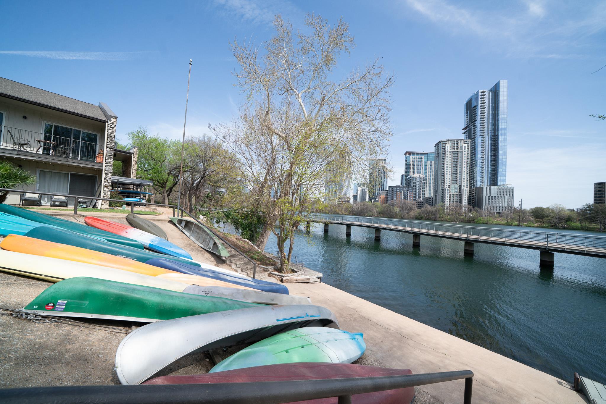 500 E Riverside Dr # 242, Austin, TX 78704