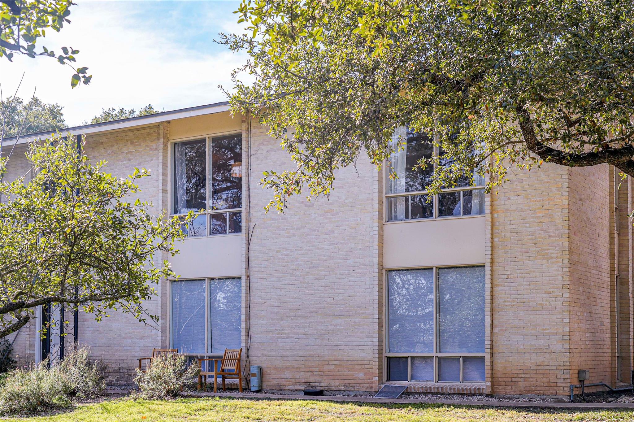 5326 Balcones Dr # D, Austin, TX 78731